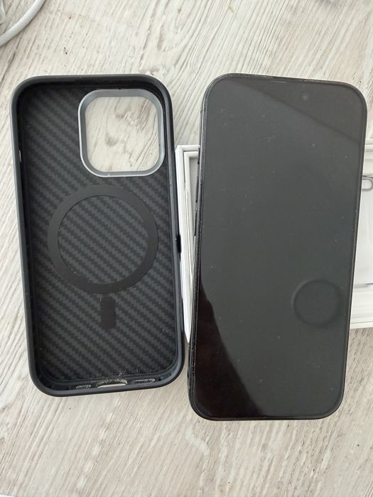 Iphone 16 pro 256gb ca nou 99% baterie