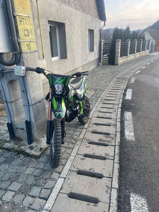 Vând KXD Hurricane 125cc