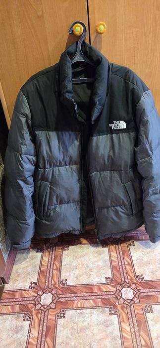 Продам зимнию куртку