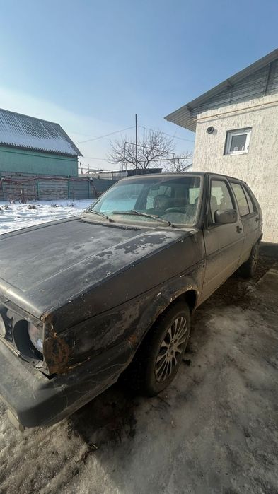 Продам гольф 2 ПО запчастями