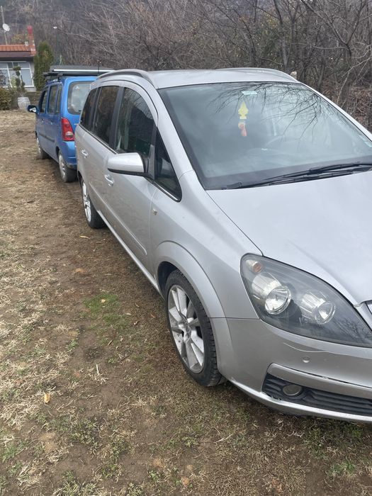 Opel Zafira B/Опел Зафира Б 2007г 1.9 120к.с за части