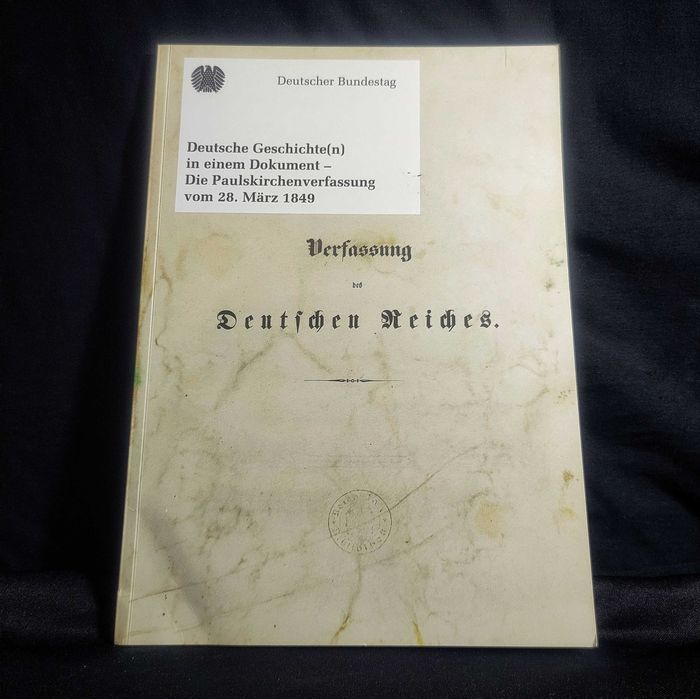 Уникальная книга - Конституция Германской Империи «Паульскирхе»