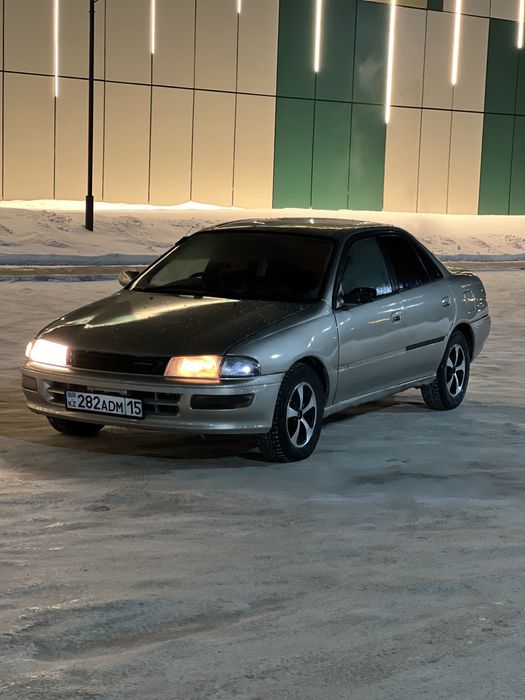 Продам тайота карина