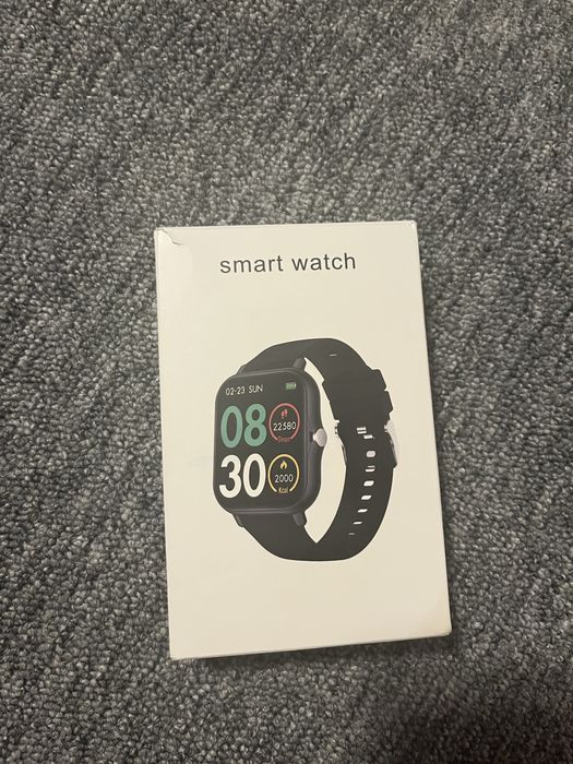 Ceas smartwatch