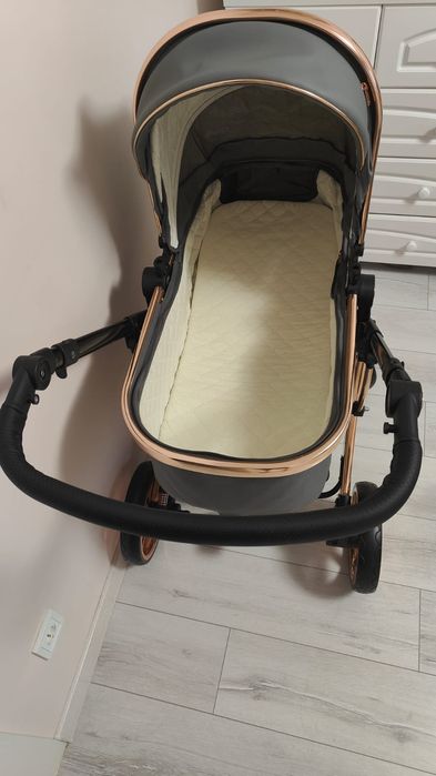 Продам коляску Aimeli с автолюлькой и сумкой