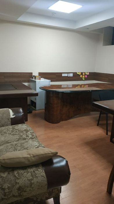 Офис в Бизнес Центре 25 кв.м. с мебелью Садык Азимова ГУВД Эфенди