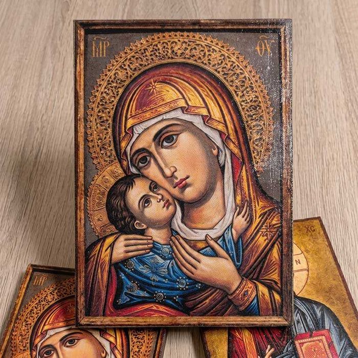Евтини икони за подарък и поводи