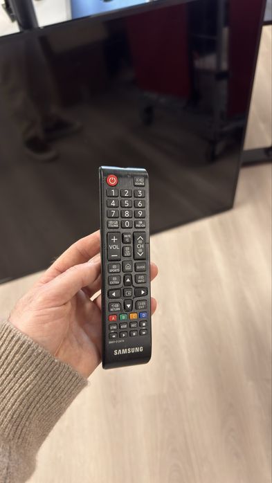 Televizor Samsung 65 inch 4K UHD UE65KU6092U – stare perfectă