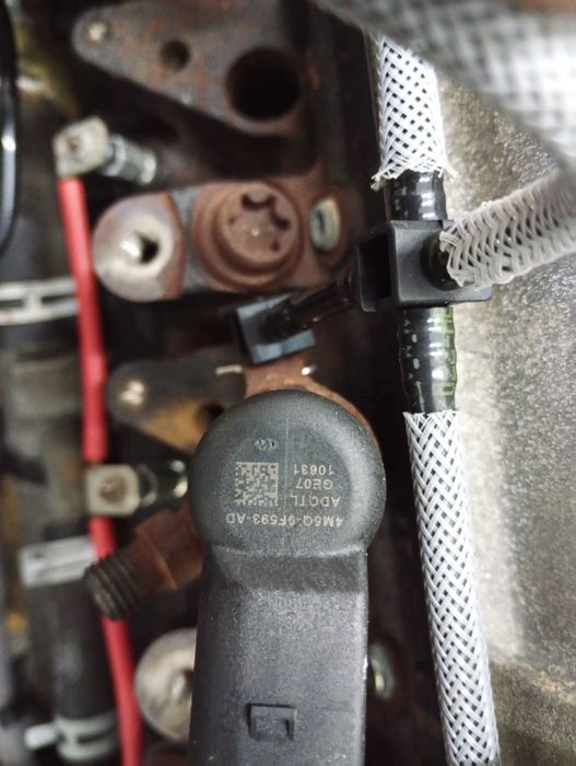 Injector injectoare ford focus 2 1.8tdci kkda cod 4m5q9f593ad ford mondeo 1.8tdci ford c max 1.8tdci cod 4m5q9f593ad perfect functionale