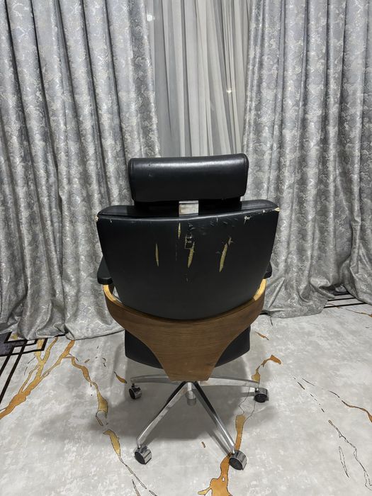 офисной мебель кресло стол