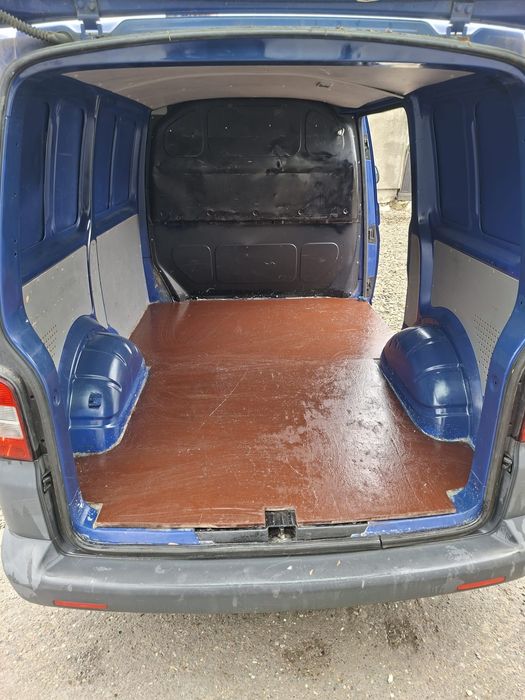 Volkswagen T5 facelift 2011 clima 3 locuri