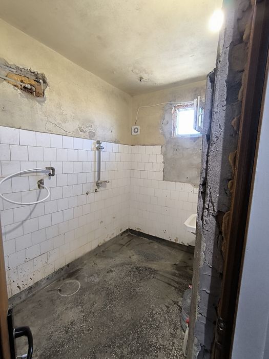 Продава се Тристаен апартамент в Левски - 80 кв.м за 447 €/кв.м - Снимка #9