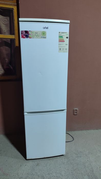 Холодильник Артел