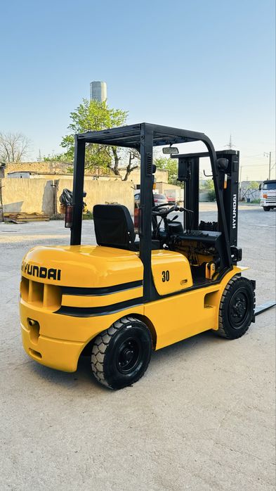 Вилочный погрузчик кара автокара