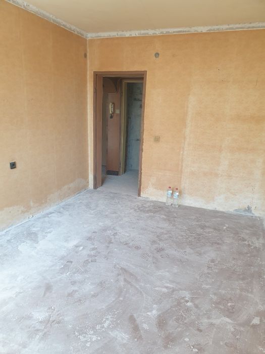 Продава се Двустаен апартамент в Горна Оряховица - 68 кв.м за 1200 €/кв.м - Снимка #1