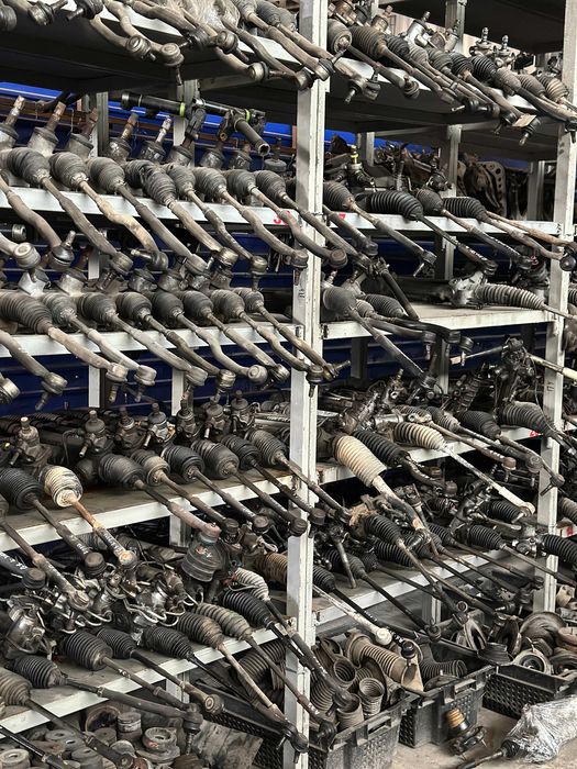 Рулевой рейка на легковой авто