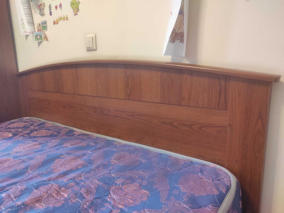 Кровать двухспальная