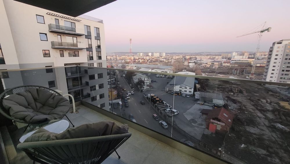Inchiriez apartament Complex President, calea Bucuresti, langa mall Electroputere