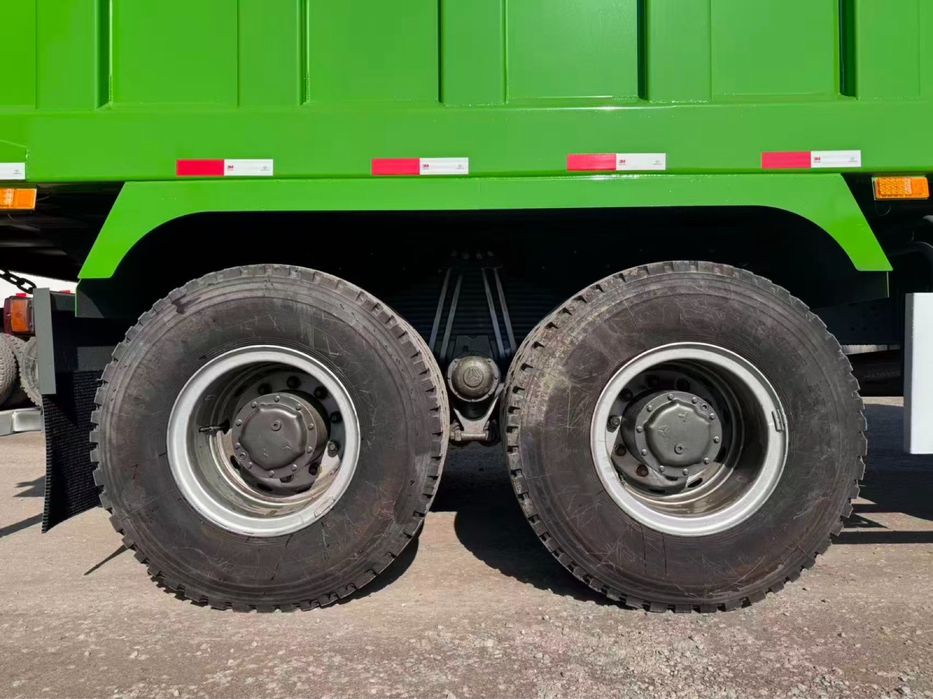 Самосвал sinotruk howo