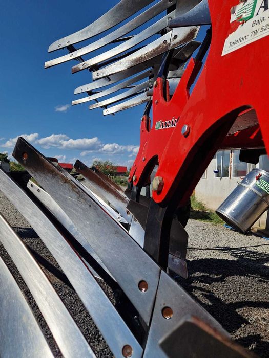 Plug reversibil si un gruber