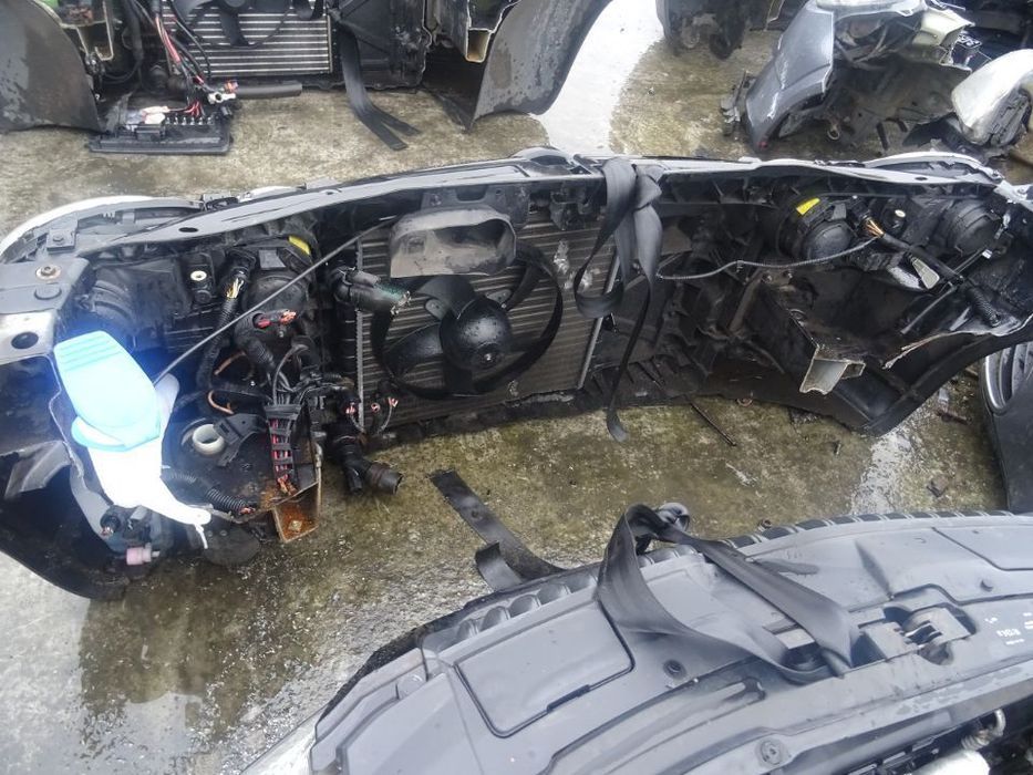 Vand Fata Completa Volkswagen Polo 9N din 2002-2005 volan pe stanga