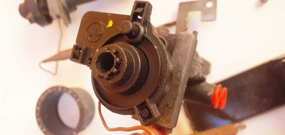 Truma S3002 generator scanteie, arzator, robinet  termocupla si altele