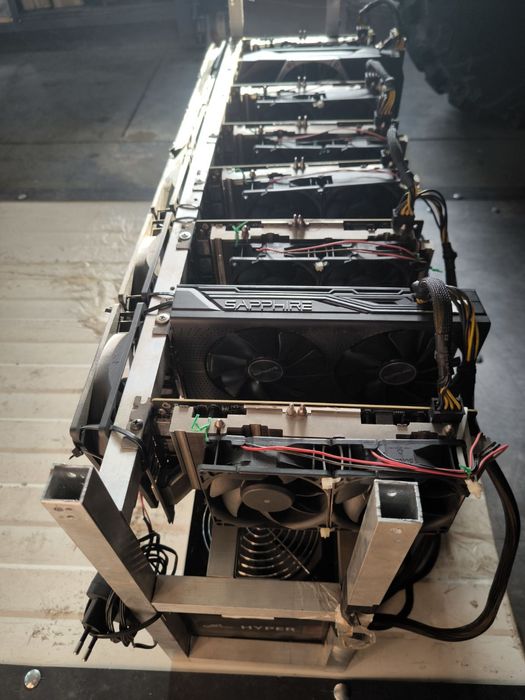 Майнинг риг 8бр. Sapphire RX 470 4GB