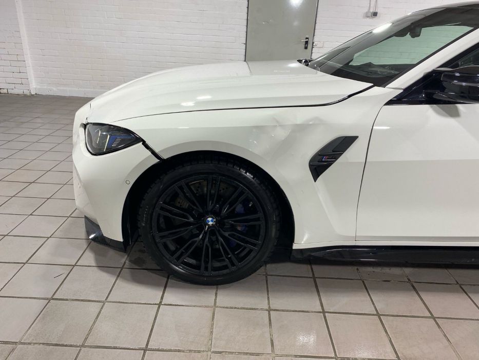 BMW M4 Competition продается с аукциона битых авто Германии