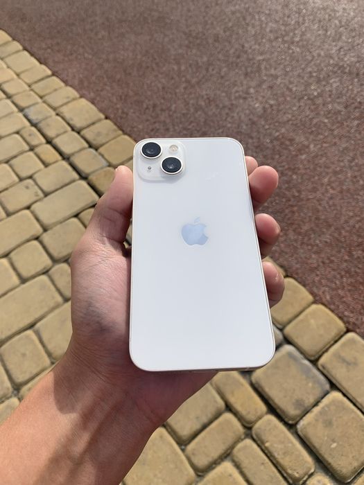 Iphone 13 в белом цвете 165 000 Айфон 13