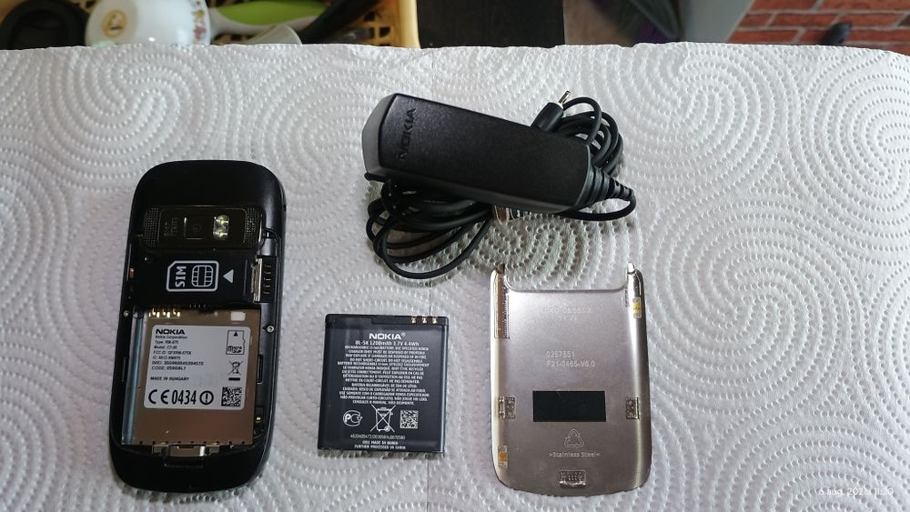 Telefon Nokia c7-00