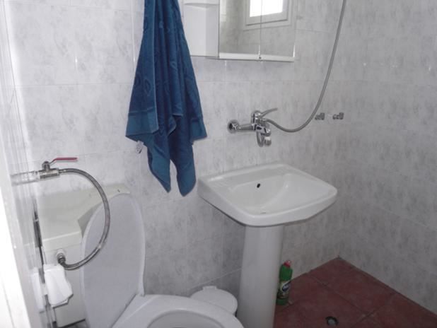 Дава се под наем Двустаен апартамент в София, Гоце Делчев - 70 кв.м за 494.7 € - Снимка #6