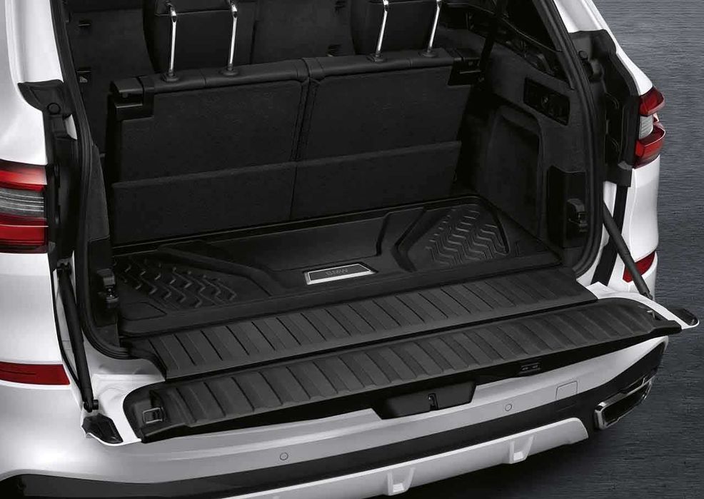 Нова BMW Оригинална Стелка за Багажник BMW X05 G05 Г05 - B06