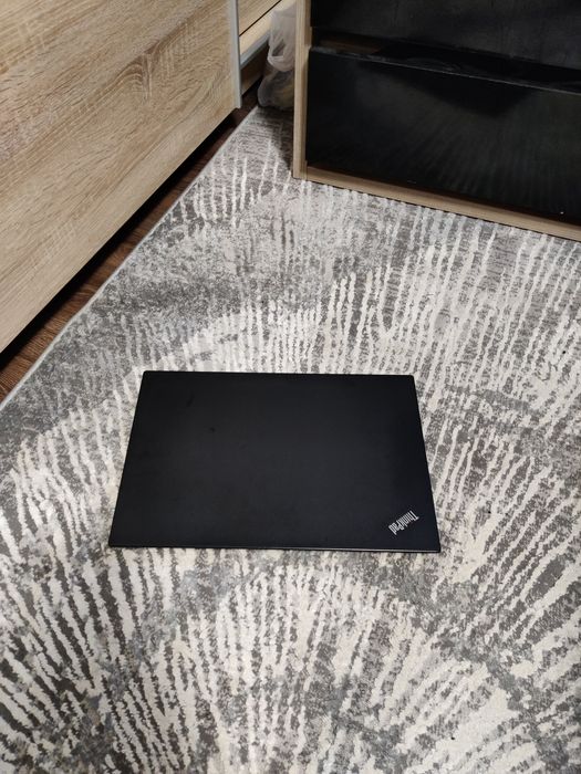 Lenovo Thinkpad T460s procesor  i5..8g ram Ddr4..ssd 256gb.FHD