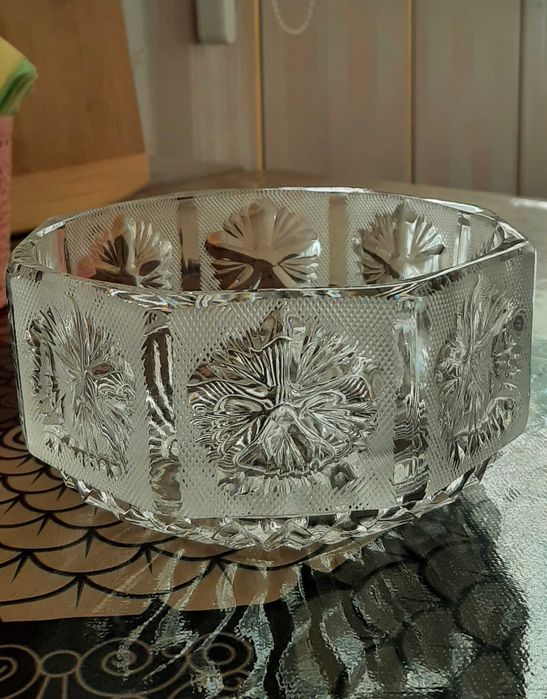 Хрустальные вазы