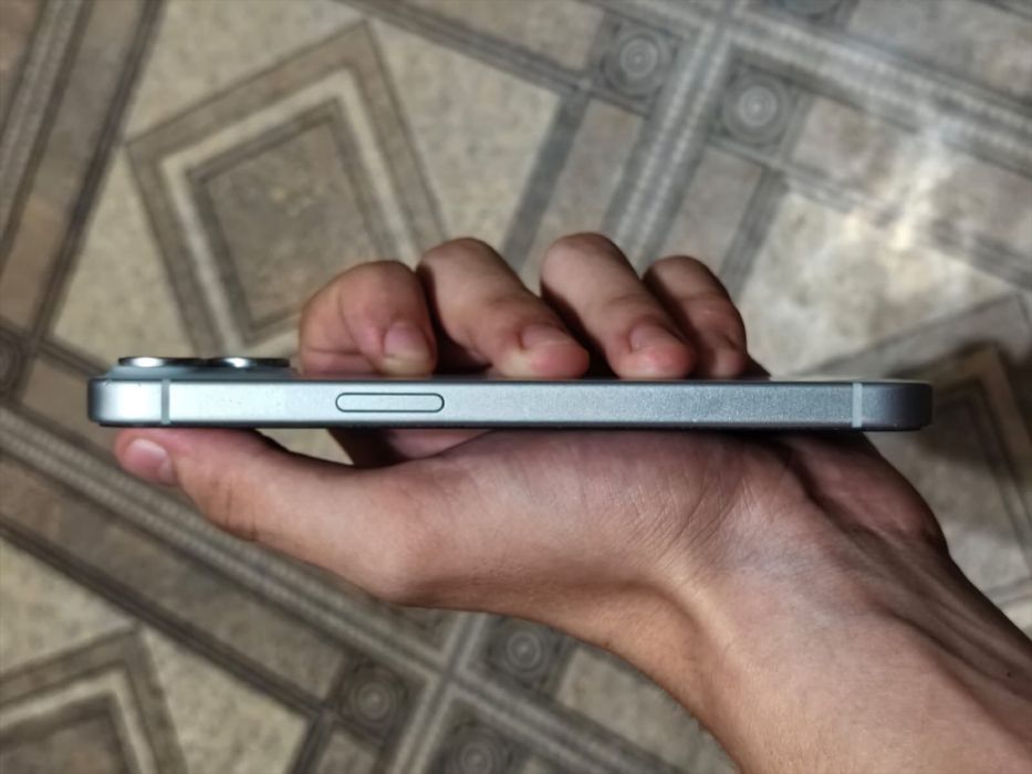 Iphone 15 6/128
