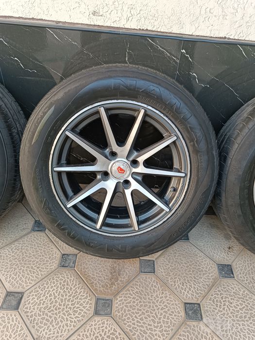 Vossen Diska Balon 195 65 R15 Holati Yaxshi