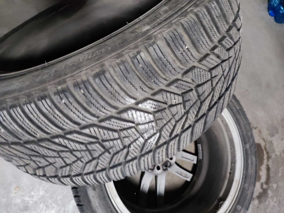 Продавам джанти с гуми за BMW