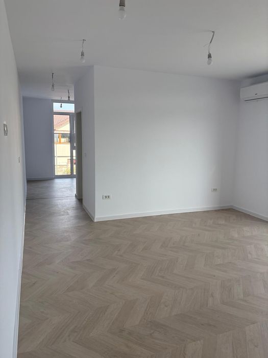 Apartament de închiriat pretabil firma