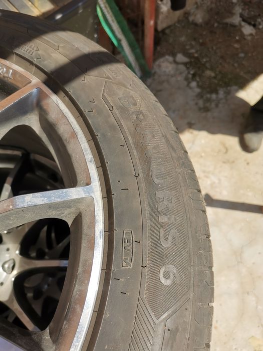 Продавам гуми 235/55 R18 Barum Bravuris 6