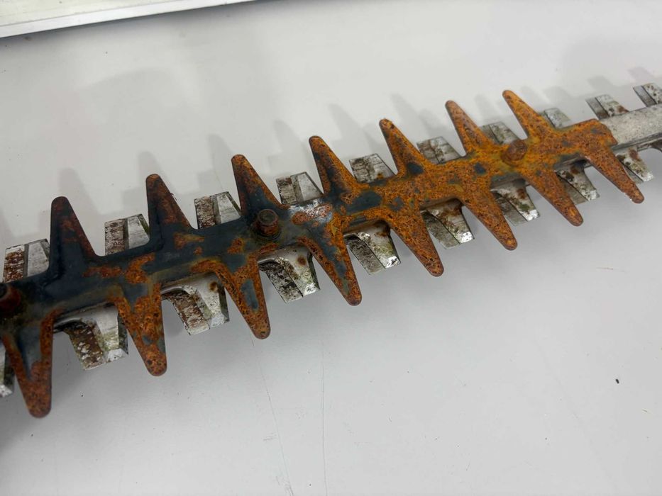 Храсторез бензинов - Mountfield MHJ2424