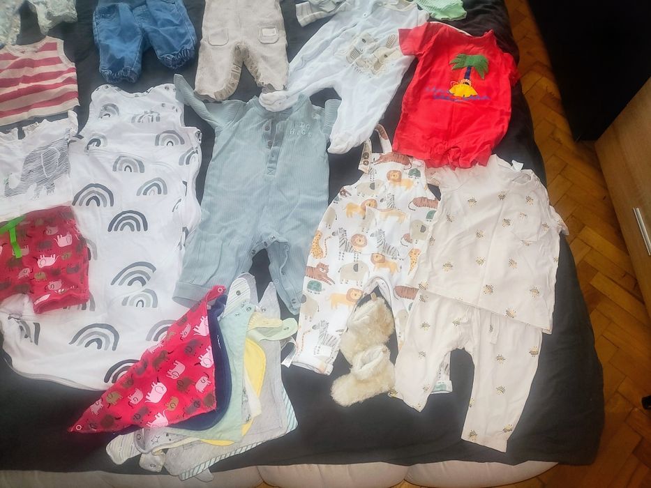 Бебешки дрешки 3-6,6-9 месеца
