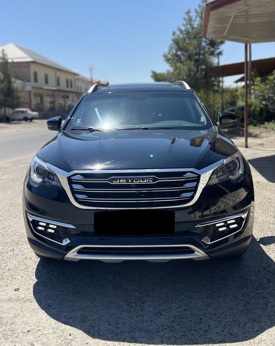 Jetour X70 full срочна сотилади!