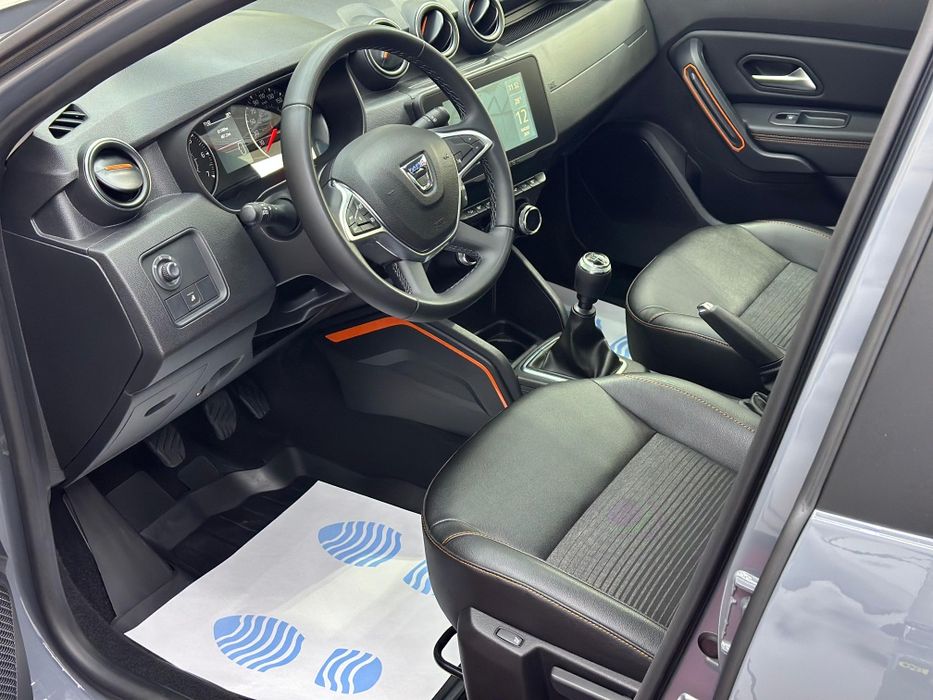 Dacia Duster blue dCI 115 4x4 Extreme