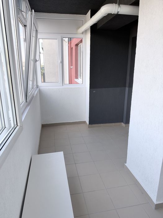 Inchiriez garsoniera cu loc de parcare inclus Drumul Jilavei, sector 4