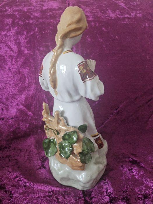 Продам статуэтку