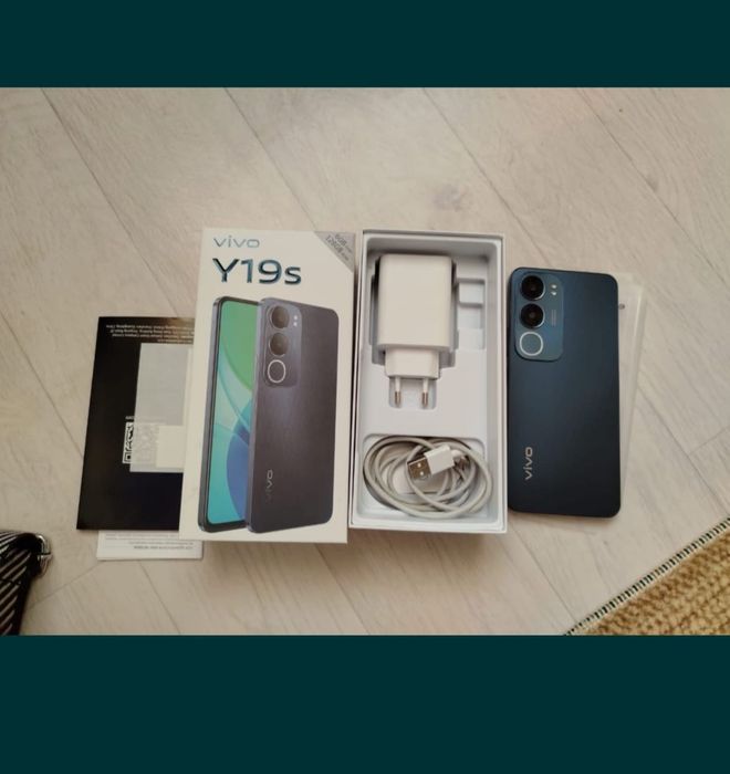 Продается телефон