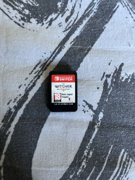 Продам ведьмак 3 на Nintendo switch