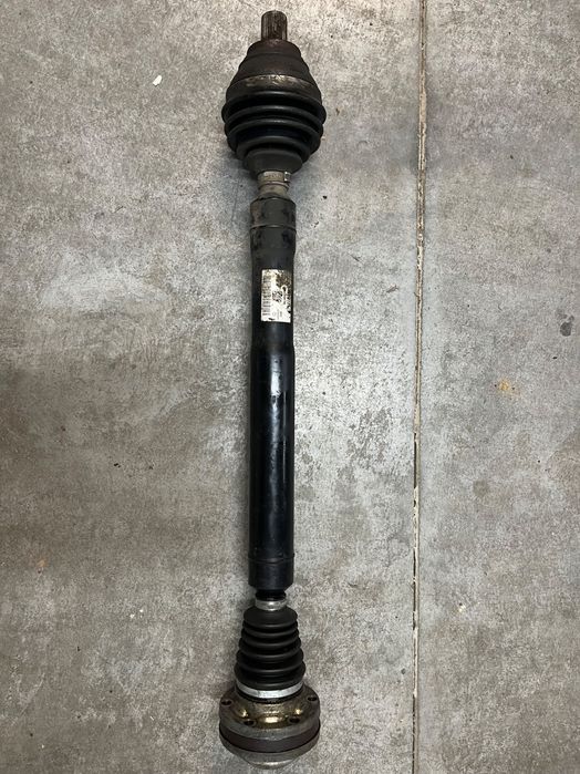 Предни полуоски за Vw Passat CC B7