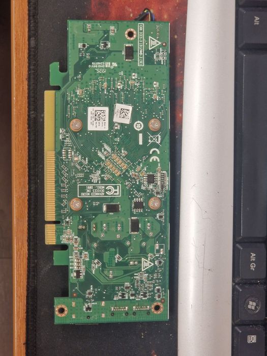 Placa Video AMD Radeon RX 550 4GB Low Profile