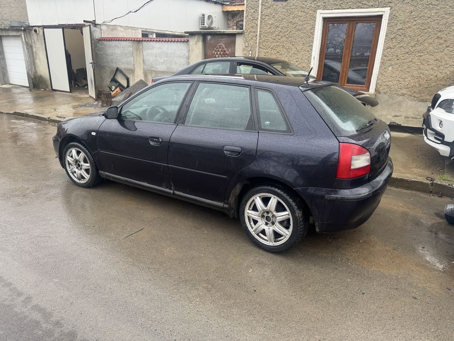 Ауди а3 1.9 ТДИ 101 на части